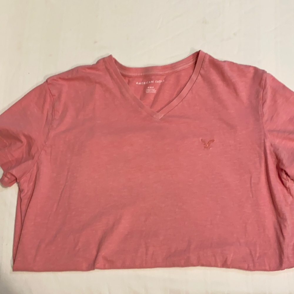 AE v neck tee shirt